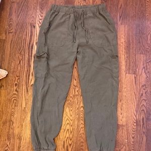 Army green cargo pants